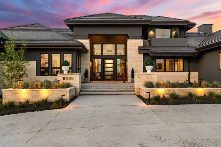 A showcase of a new construction home by Wall Custom Homes, highlighting their design and quality (Image 6). A showcase of a new construction home by Wall Custom Homes, highlighting their design and quality (Image 6).