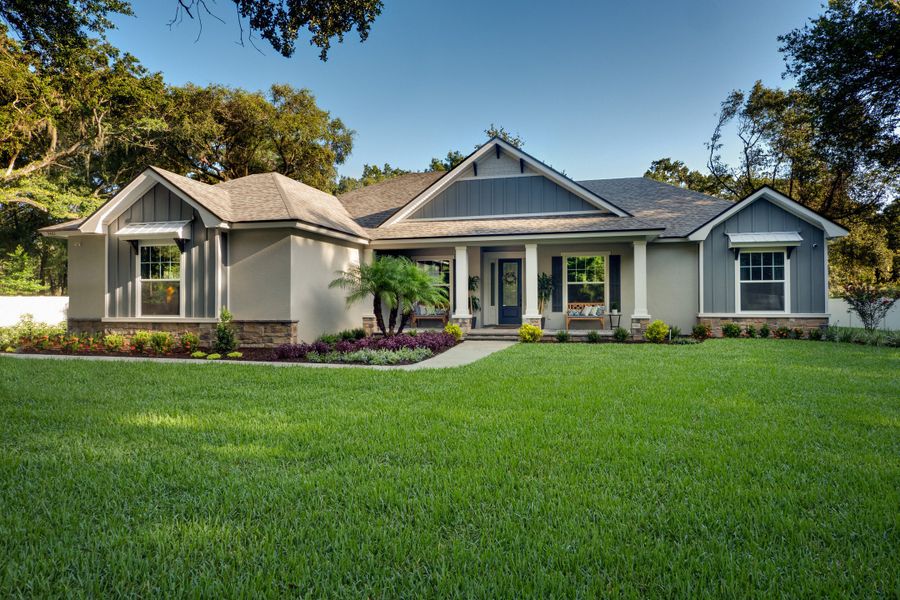 A showcase of a new construction home by Ernie White Construction, highlighting their design and quality (Image 6).