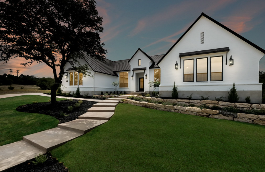 A showcase of a new construction home by Rialto Homes, highlighting their design and quality (Image 4).