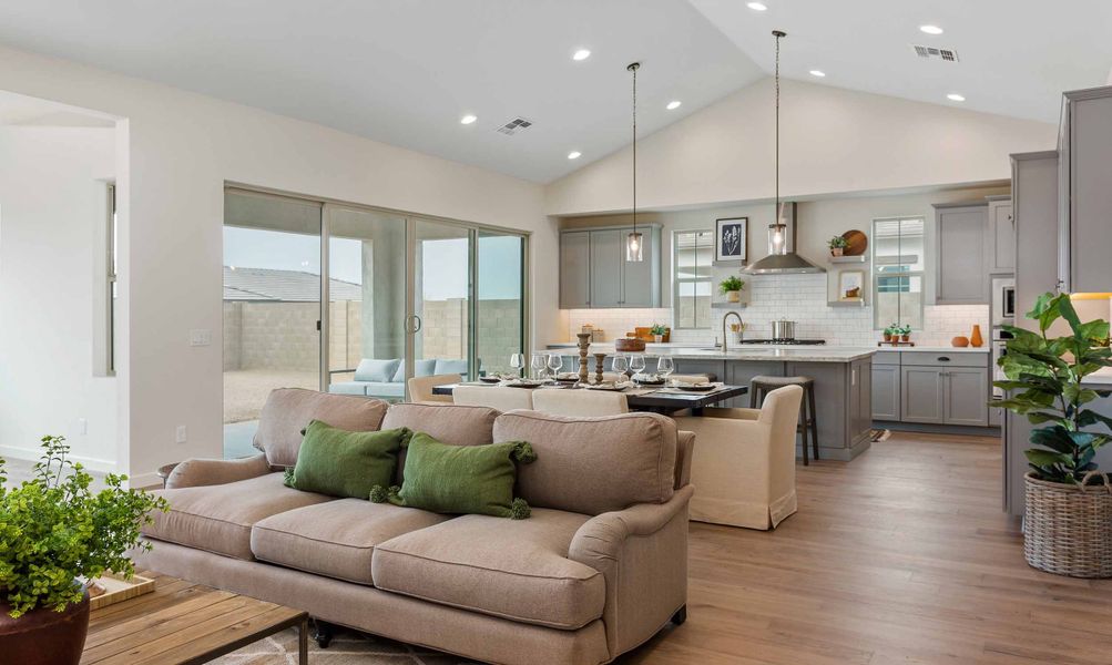 A showcase of a new construction home by Keystone Homes Arizona, highlighting their design and quality (Image 18).