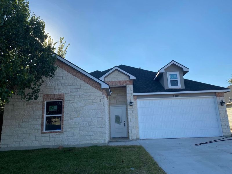 A showcase of a new construction home by Avilez Home Builders LLC, highlighting their design and quality (Image 4). A showcase of a new construction home by Avilez Home Builders LLC, highlighting their design and quality (Image 4).