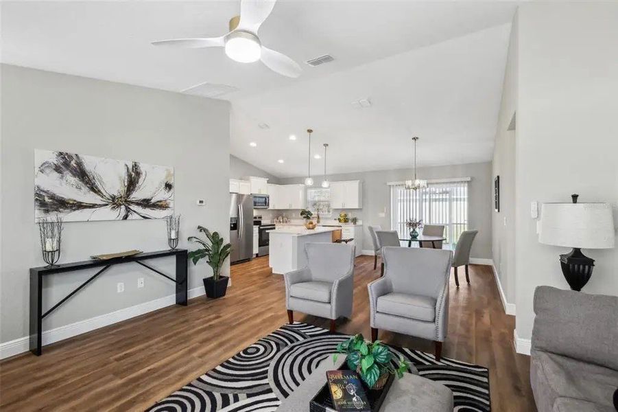 A showcase of a new construction home by A.L. Milton Construction, inc., highlighting their design and quality (Image 13).