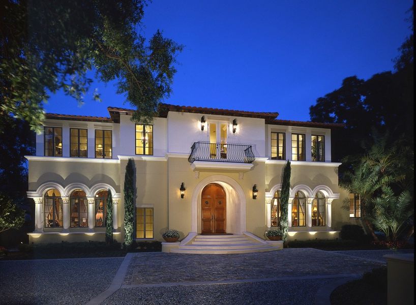 A showcase of a new construction home by Maroon Fine Homes, highlighting their design and quality (Image 9). A showcase of a new construction home by Maroon Fine Homes, highlighting their design and quality (Image 9).