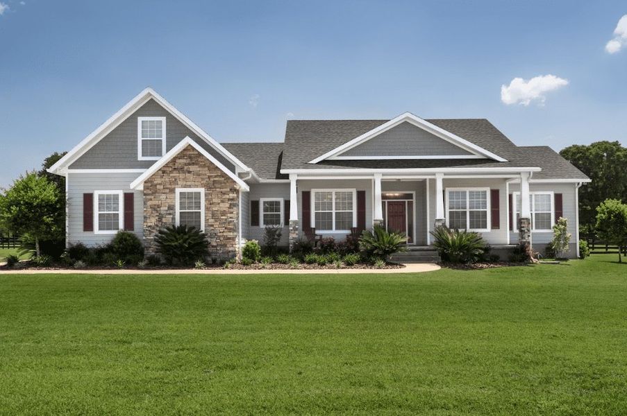 A showcase of a new construction home by Robinson Renovation & Custom Homes, highlighting their design and quality (Image 10).