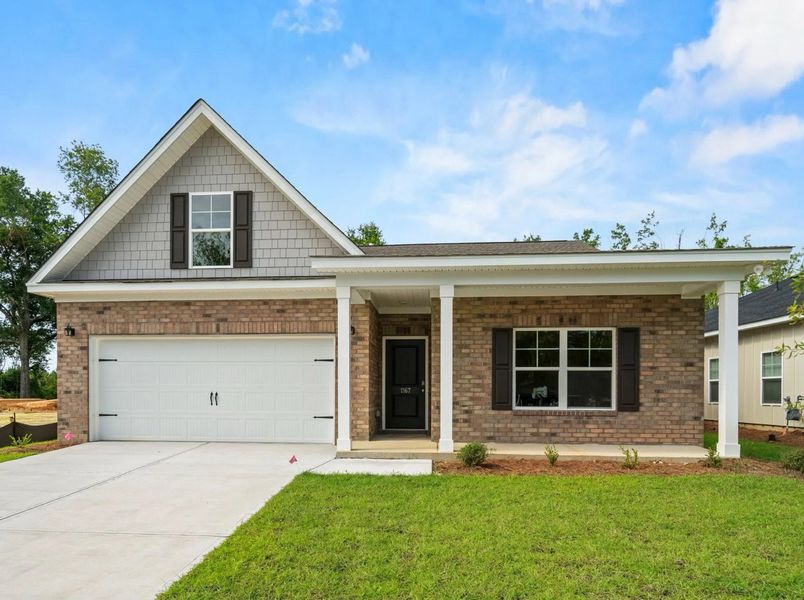 A showcase of a new construction home by Hurricane Builders, highlighting their design and quality (Image 7).