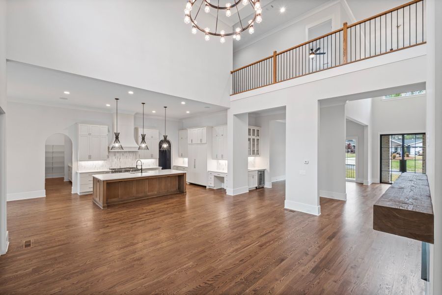 A showcase of a new construction home by Dorri Homes, highlighting their design and quality (Image 10).