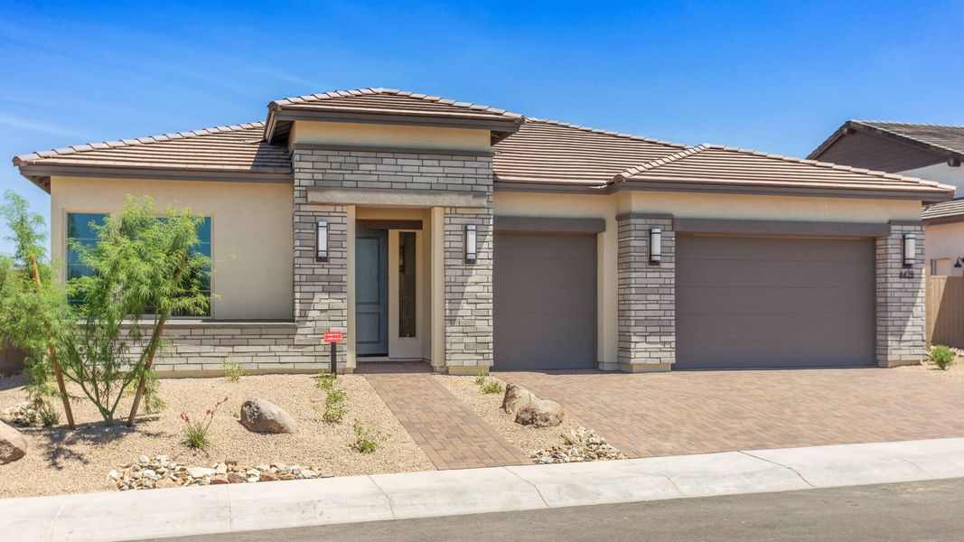 A showcase of a new construction home by Keystone Homes Arizona, highlighting their design and quality (Image 9).