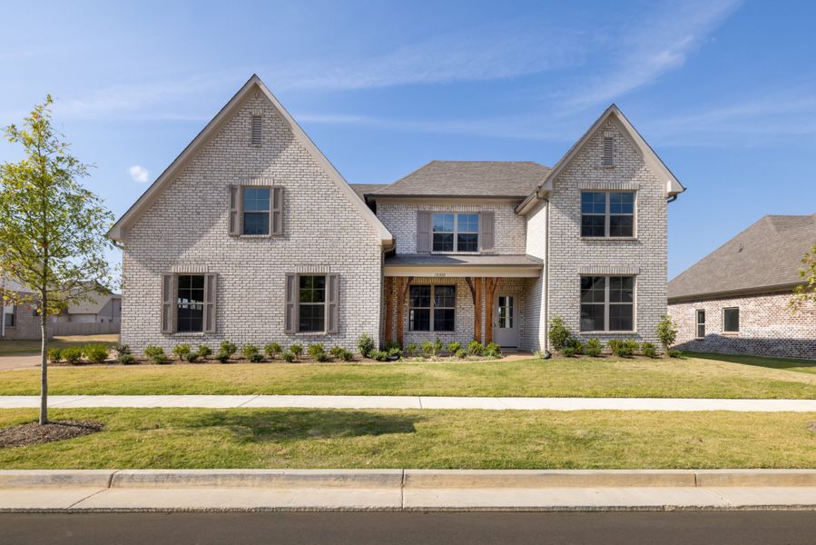 A showcase of a new construction home by Grant Homes LLC, highlighting their design and quality (Image 6).