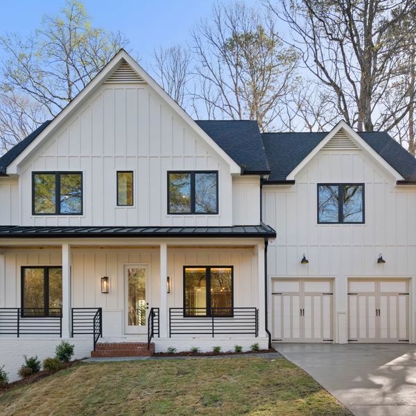 A showcase of a new construction home by Six Points Homes, highlighting their design and quality (Image 9). A showcase of a new construction home by Six Points Homes, highlighting their design and quality (Image 9).
