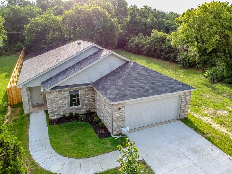 A showcase of a new construction home by Casa Bella Homes, highlighting their design and quality (Image 2). A showcase of a new construction home by Casa Bella Homes, highlighting their design and quality (Image 2).