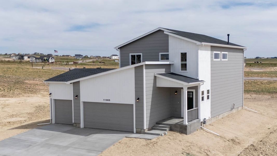 A showcase of a new construction home by Campbell Homes, highlighting their design and quality (Image 5). A showcase of a new construction home by Campbell Homes, highlighting their design and quality (Image 5).