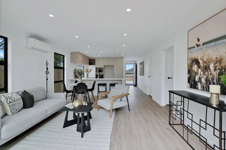 A showcase of a new construction home by ZB Homes, highlighting their design and quality (Image 8). A showcase of a new construction home by ZB Homes, highlighting their design and quality (Image 8).