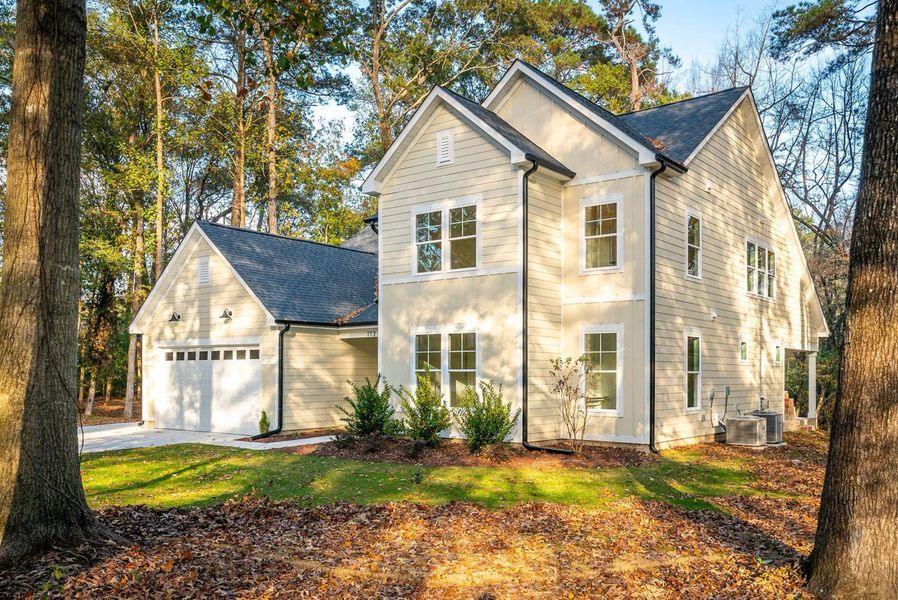 A showcase of a new construction home by Acrew Homes, highlighting their design and quality (Image 7).