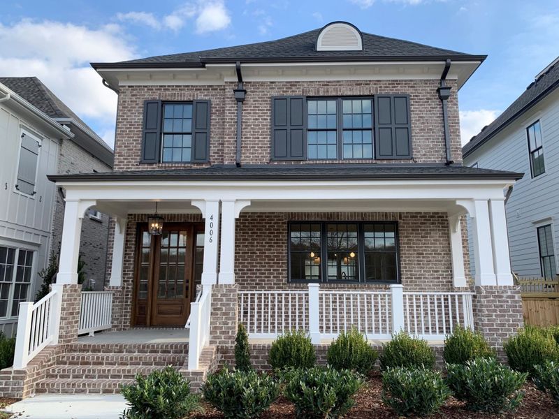 A showcase of a new construction home by Ford Classic Homes, highlighting their design and quality (Image 5).