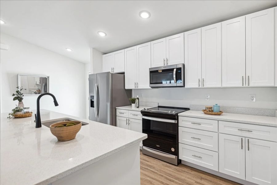 A showcase of a new construction home by Sunlife Homes LLC, highlighting their design and quality (Image 10).