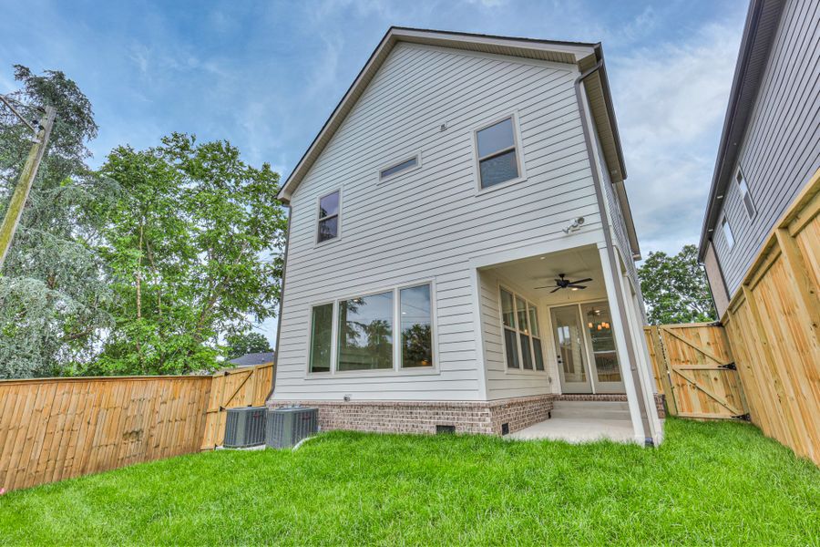 A showcase of a new construction home by Phillips Builders, highlighting their design and quality (Image 8).