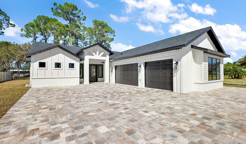 A showcase of a new construction home by Alex Custom Homes and Remodeling, highlighting their design and quality (Image 10).