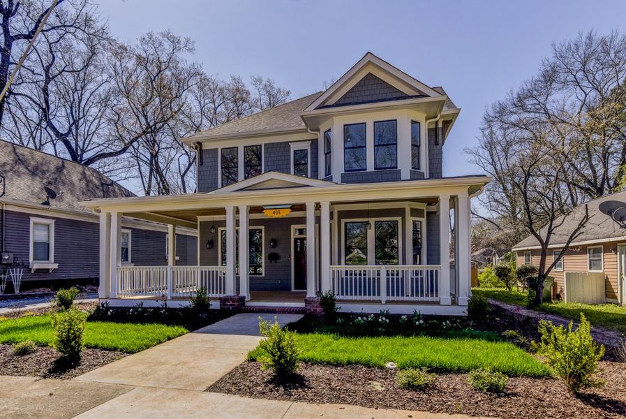 A showcase of a new construction home by Level Craft, highlighting their design and quality (Image 2). A showcase of a new construction home by Level Craft, highlighting their design and quality (Image 2).