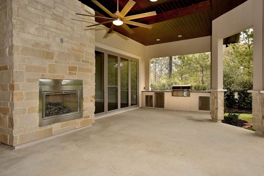 A showcase of a new construction home by Sterling Classic Homes, highlighting their design and quality (Image 8).