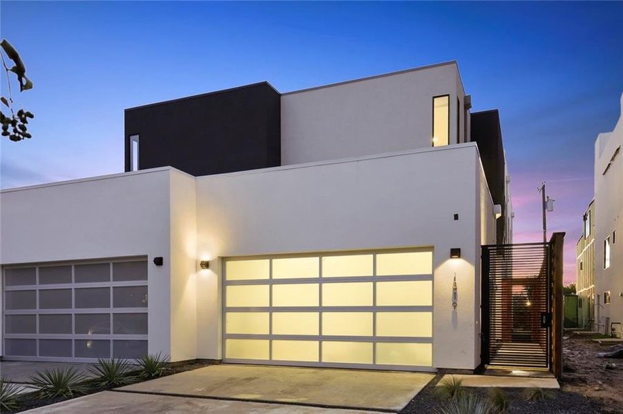 A showcase of a new construction home by Conrad Homes, highlighting their design and quality (Image 15). A showcase of a new construction home by Conrad Homes, highlighting their design and quality (Image 15).