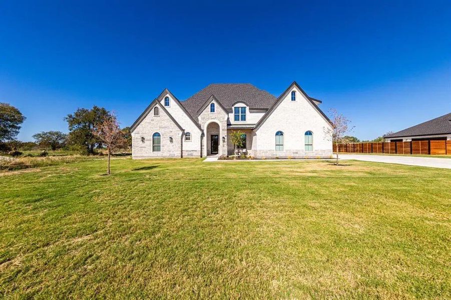 A showcase of a new construction home by Ambit Homes, highlighting their design and quality (Image 3). A showcase of a new construction home by Ambit Homes, highlighting their design and quality (Image 3).