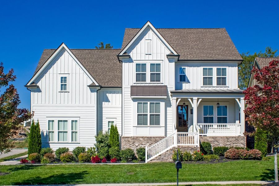 A showcase of a new construction home by Woodridge Homes LLC, highlighting their design and quality (Image 14).