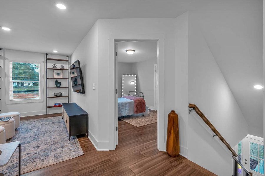 A showcase of a new construction home by MarDon Construction, highlighting their design and quality (Image 13).