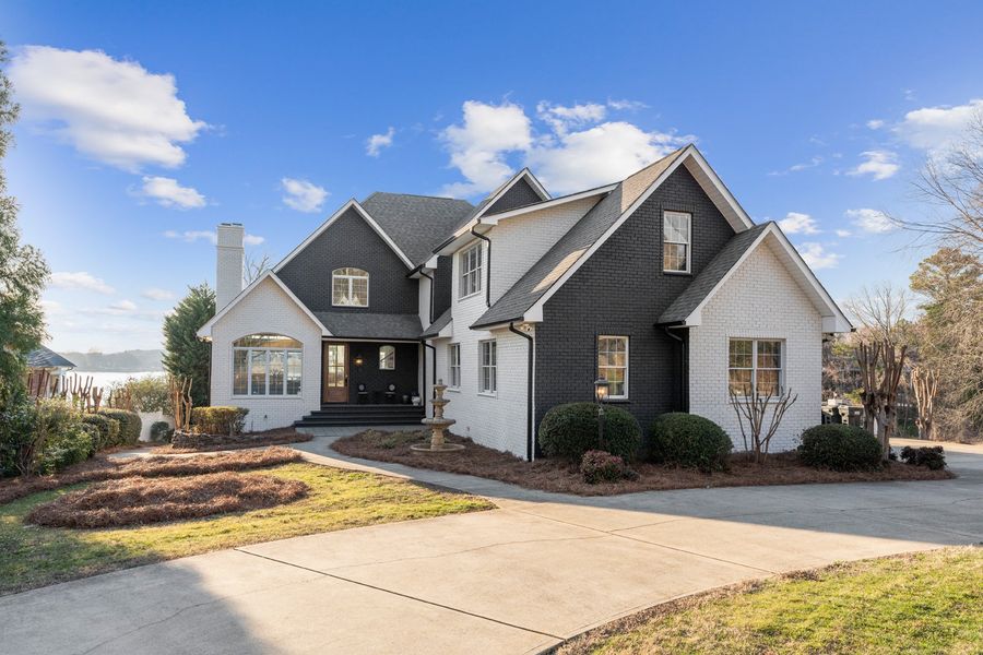 A showcase of a new construction home by Lagniappe Builders, highlighting their design and quality (Image 1). A showcase of a new construction home by Lagniappe Builders, highlighting their design and quality (Image 1).
