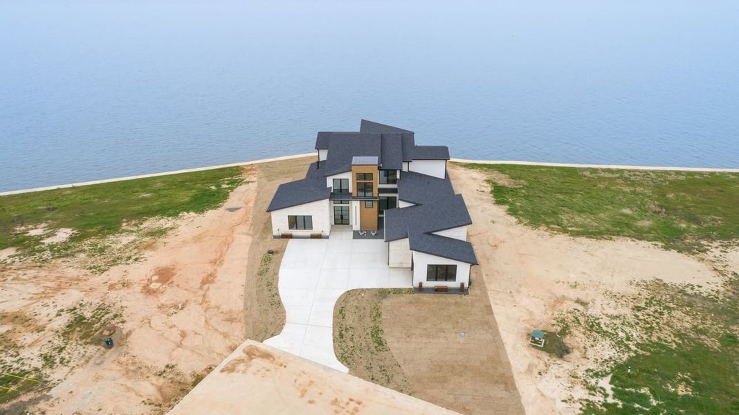 A showcase of a new construction home by Armor Custom Homes, highlighting their design and quality (Image 3).