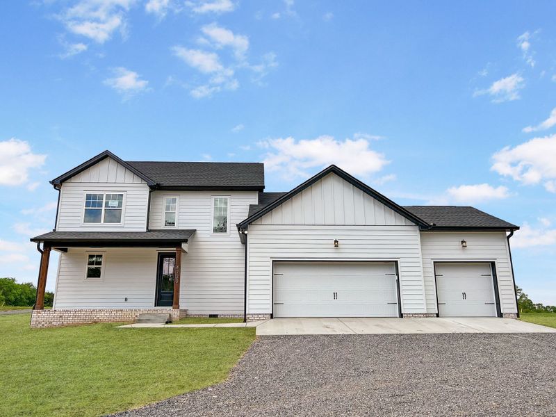 A showcase of a new construction home by Norfleet Builders, highlighting their design and quality (Image 3).