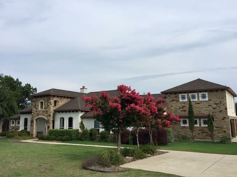 A showcase of a new construction home by Steve Klein Custom Builder, highlighting their design and quality (Image 9). A showcase of a new construction home by Steve Klein Custom Builder, highlighting their design and quality (Image 9).