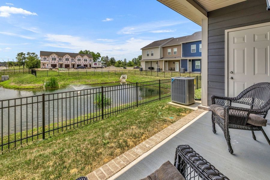 A showcase of a new construction home by Horizon Construction and Development, highlighting their design and quality (Image 6).