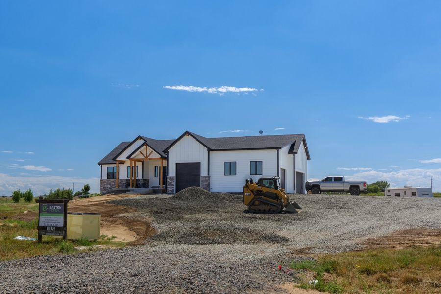 A showcase of a new construction home by Easton Homes, highlighting their design and quality (Image 10).