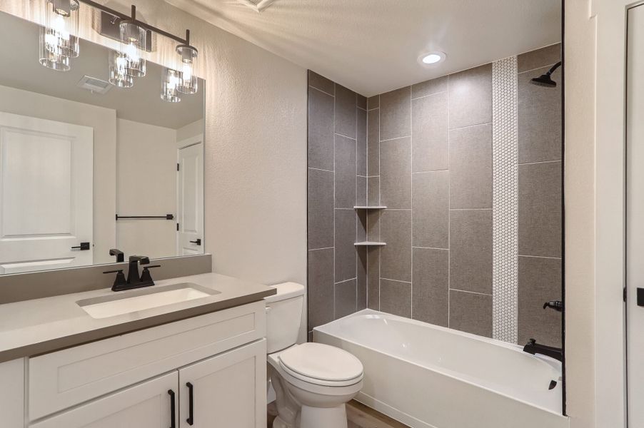 A showcase of a new construction home by Easton Homes, highlighting their design and quality (Image 22).