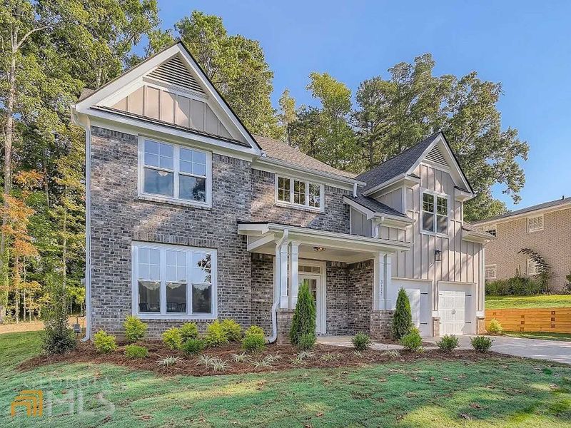 A showcase of a new construction home by MarDon Construction, highlighting their design and quality (Image 3).