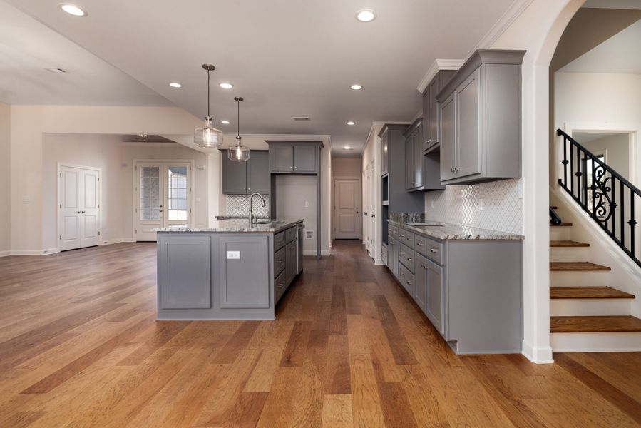 A showcase of a new construction home by Grant Homes LLC, highlighting their design and quality (Image 9).