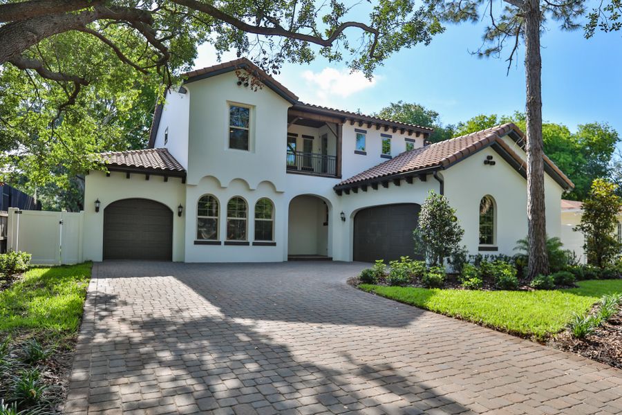 A showcase of a new construction home by Homes by Artisan, highlighting their design and quality (Image 5).