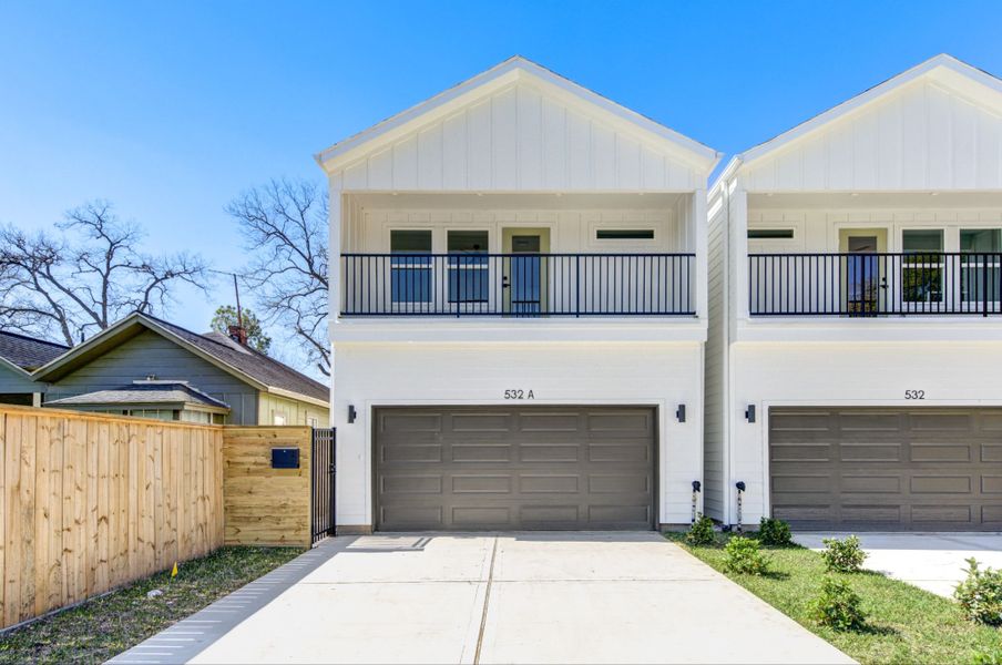 A showcase of a new construction home by Bayou Hawthorn, highlighting their design and quality (Image 10).