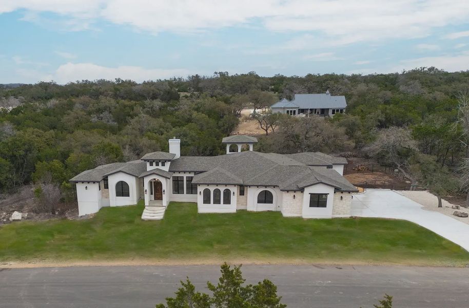 A showcase of a new construction home by KC Custom Homes, highlighting their design and quality (Image 3).