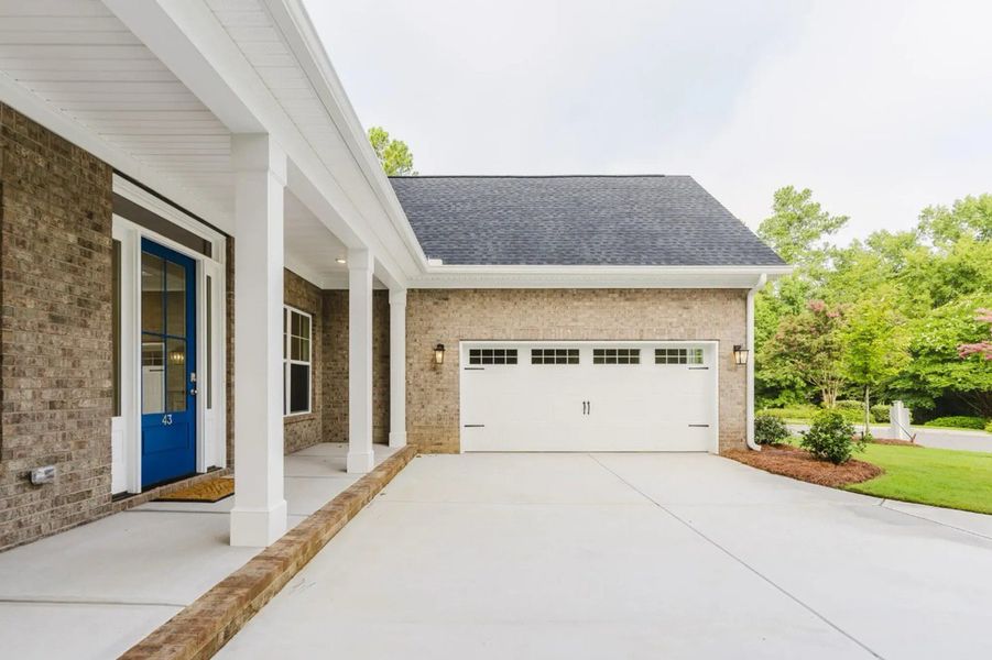 A showcase of a new construction home by Hurricane Builders, highlighting their design and quality (Image 11).