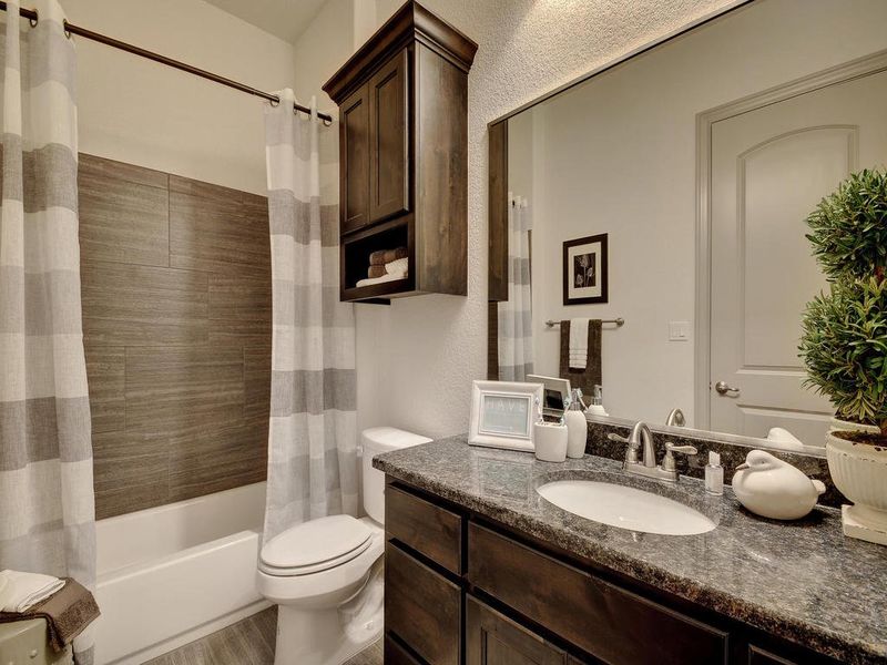 A showcase of a new construction home by Steve Klein Custom Builder, highlighting their design and quality (Image 20). A showcase of a new construction home by Steve Klein Custom Builder, highlighting their design and quality (Image 20).