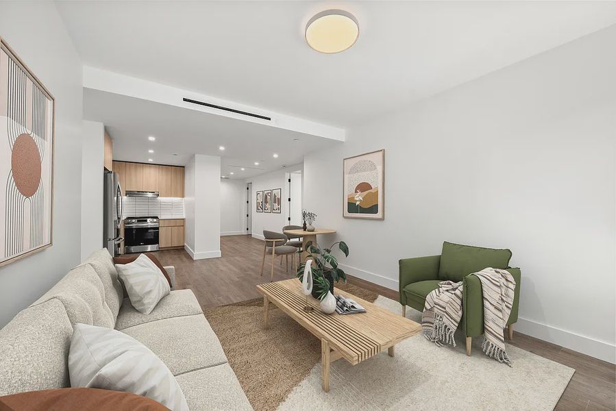 A showcase of a new construction home by Northlink Capital, highlighting their design and quality (Image 11).