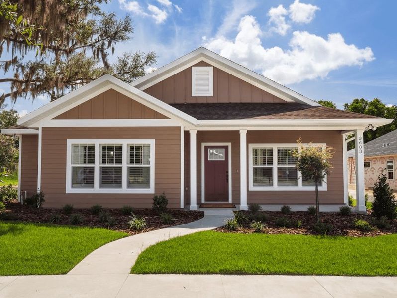 A showcase of a new construction home by Robinson Renovation & Custom Homes, highlighting their design and quality (Image 6).