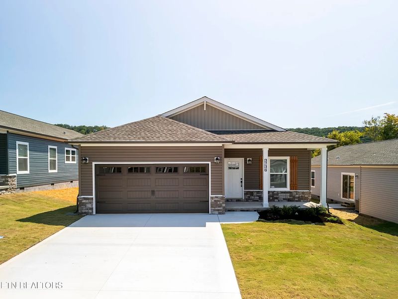 A showcase of a new construction home by Cook Bros. Homes, highlighting their design and quality (Image 4).