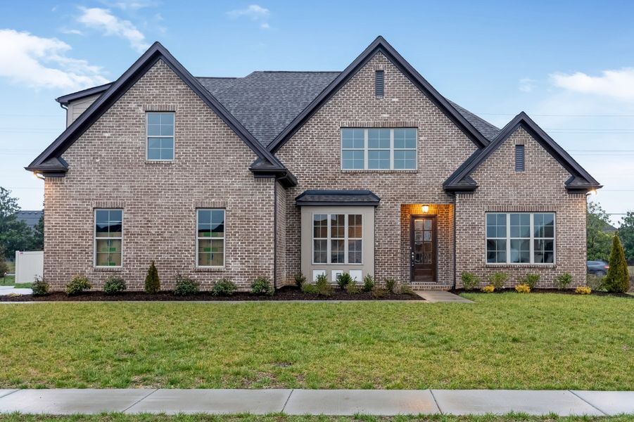 A showcase of a new construction home by Woodridge Homes LLC, highlighting their design and quality (Image 8).