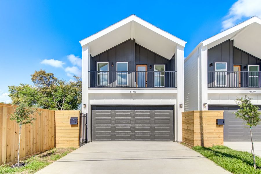 A showcase of a new construction home by Bayou Hawthorn, highlighting their design and quality (Image 6).