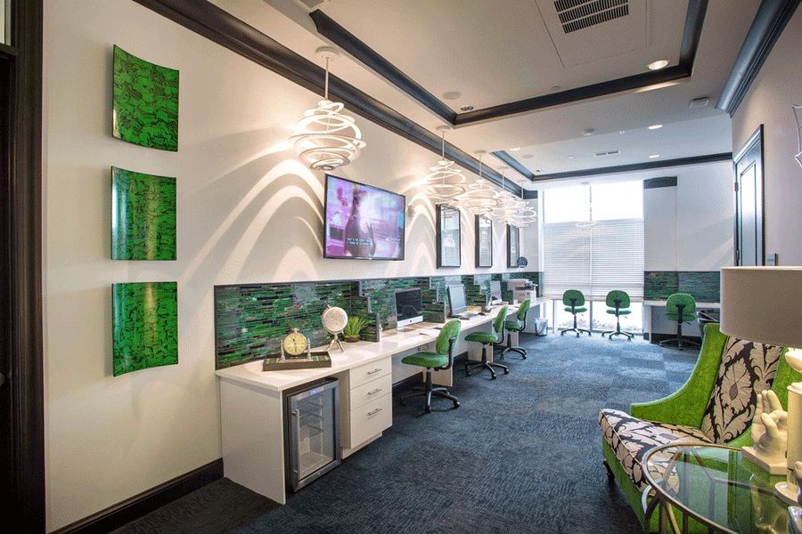 A showcase of a new construction home by Samet Corporation, highlighting their design and quality (Image 3).