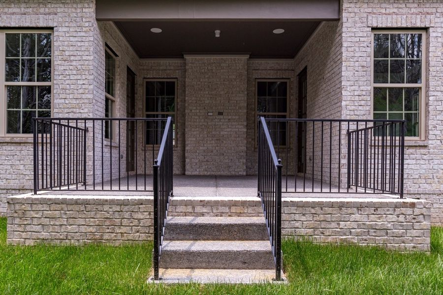 A showcase of a new construction home by Woodridge Homes LLC, highlighting their design and quality (Image 17).