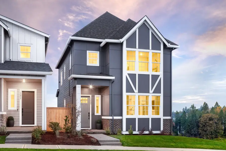 A showcase of a new construction home by Hamilton Thomas Homes, highlighting their design and quality (Image 5).