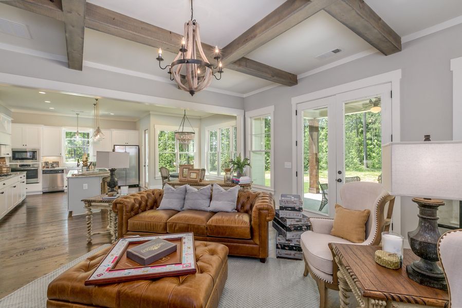 A showcase of a new construction home by Alcovy Builders, highlighting their design and quality (Image 7).